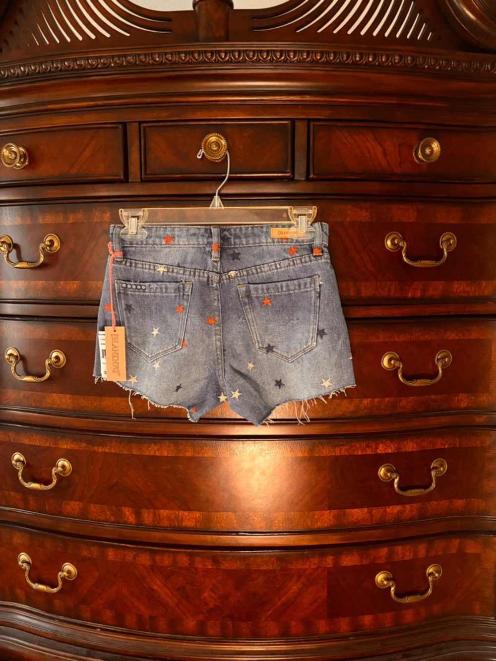 Blank NYC The Mini Barrow Girl’s embroidered stars shorts size 12 NWT